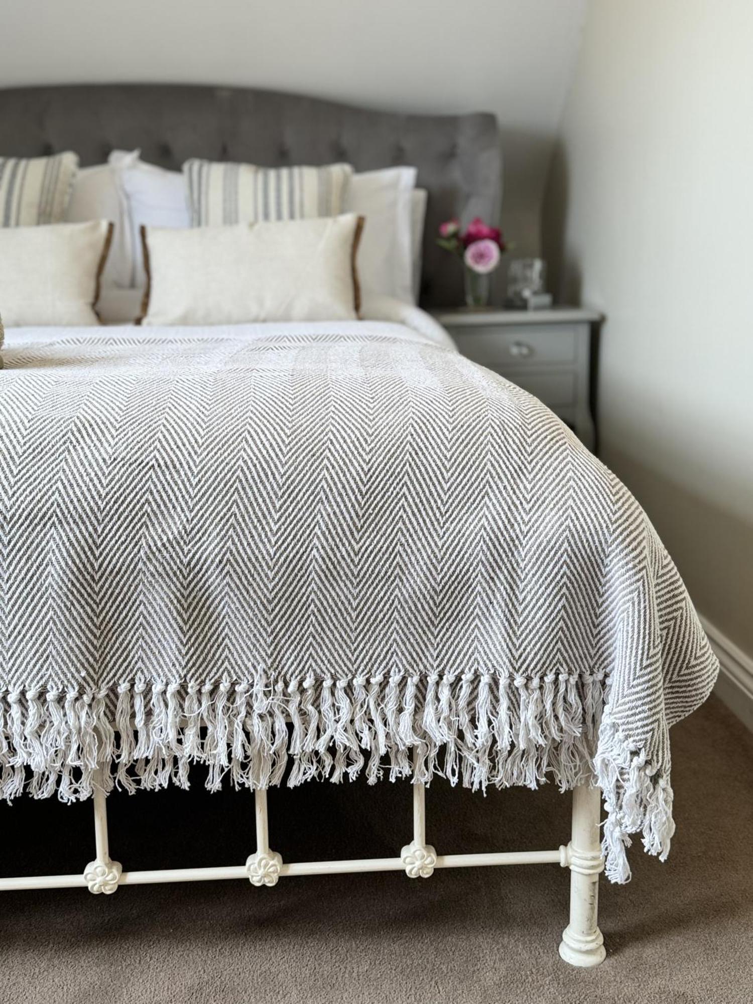 'Bramley Fall Cottage' ' On Site Ev Point - Attached Cottage,3 Separate Bedrooms -1 On Ground Level, Sleeps 6, 2 Bathrooms, Sandy Wittering Beach 8Min Drive, Rural Location, Child Friendly, Small Breed Dog Friendly, Private Parking Чичестер Экстерьер фото